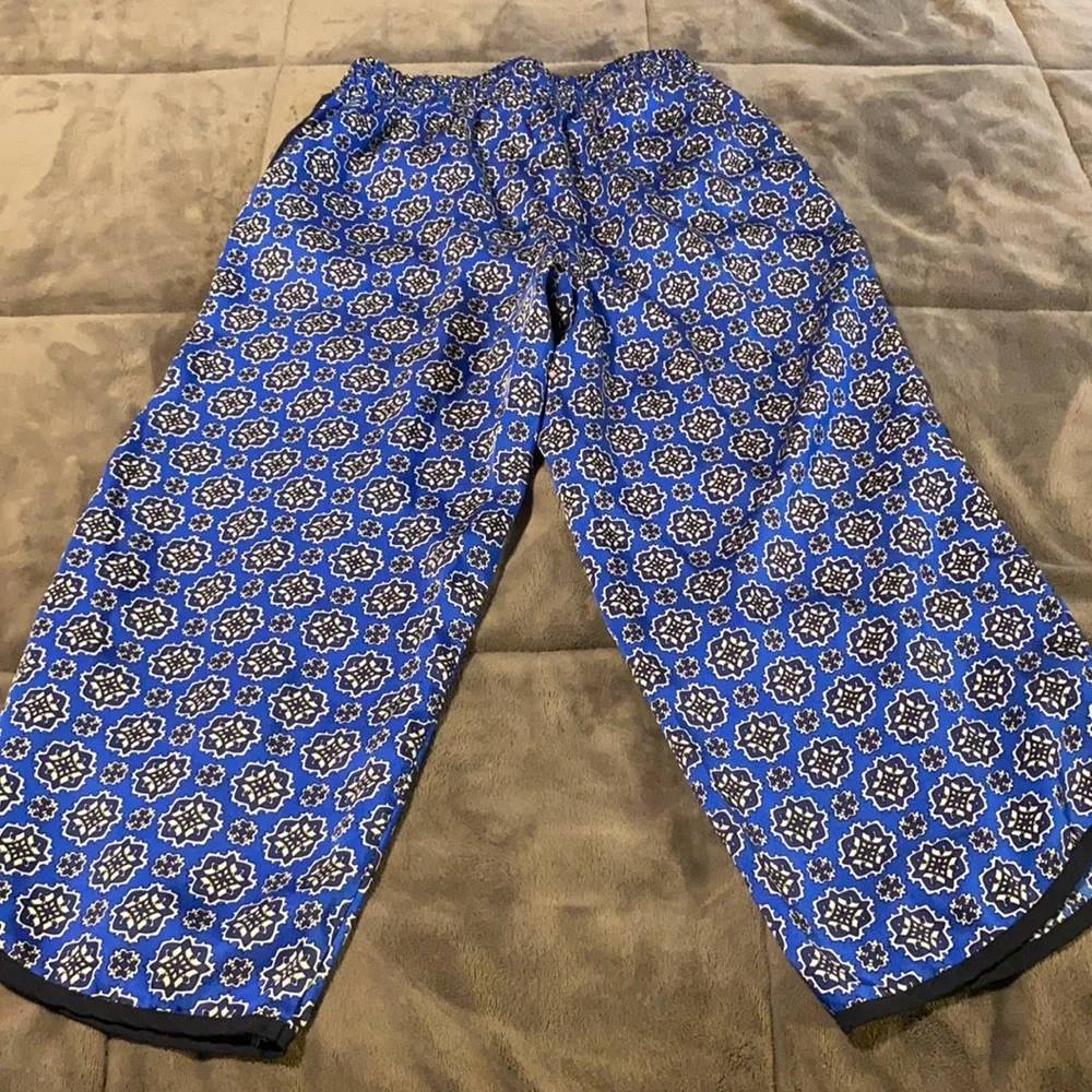Forever 21 Vibrant Print Pajama Pants